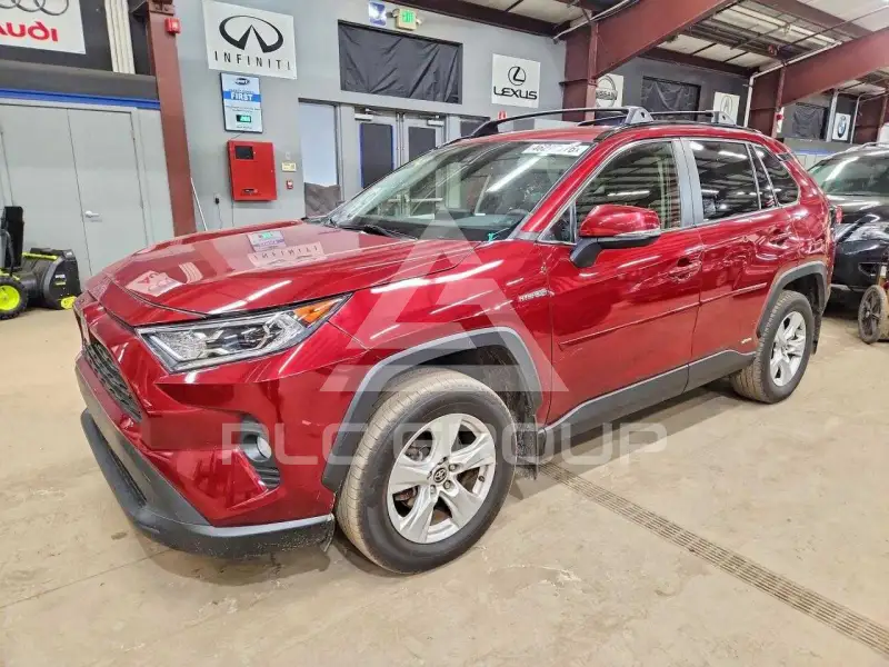 2021 Toyota RAV4 фото