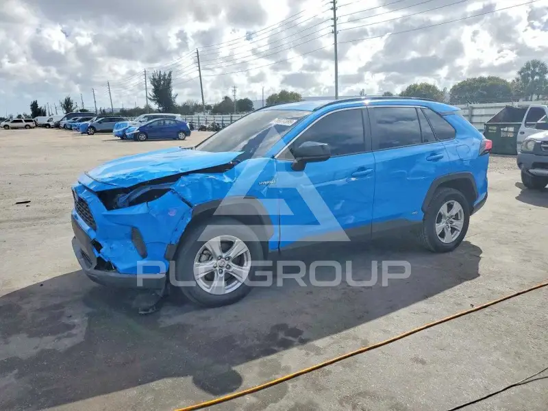 2021 Toyota RAV4 фото
