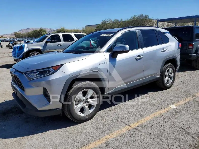2021 Toyota RAV4 фото