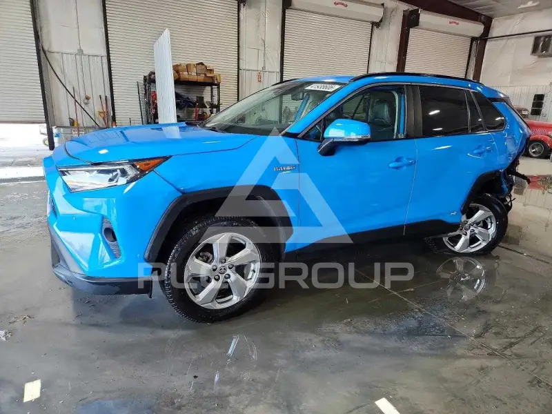 2021 Toyota RAV4 фото