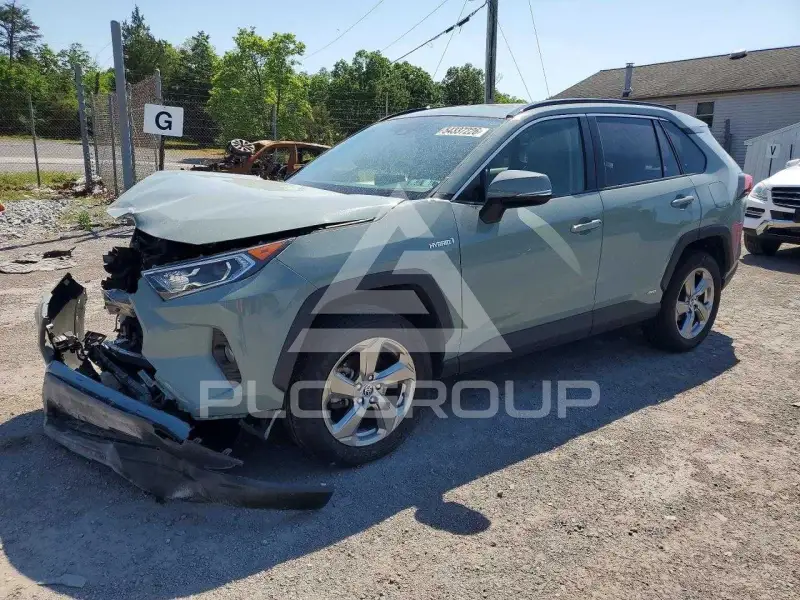 2021 Toyota RAV4 photo
