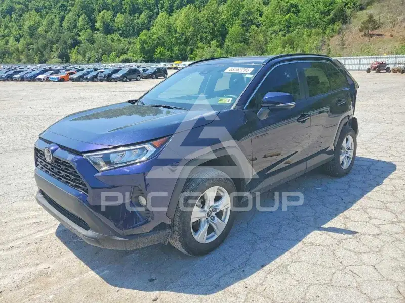 2021 Toyota RAV4 фото