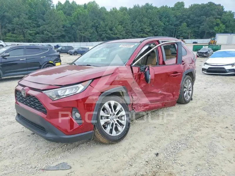 2021 Toyota RAV4 photo