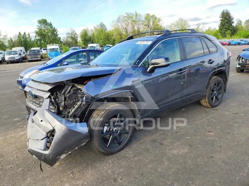 2021 Toyota RAV4 фото