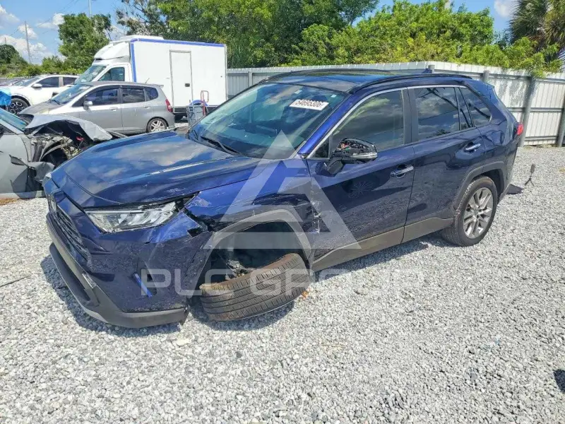 2021 Toyota RAV4 фото