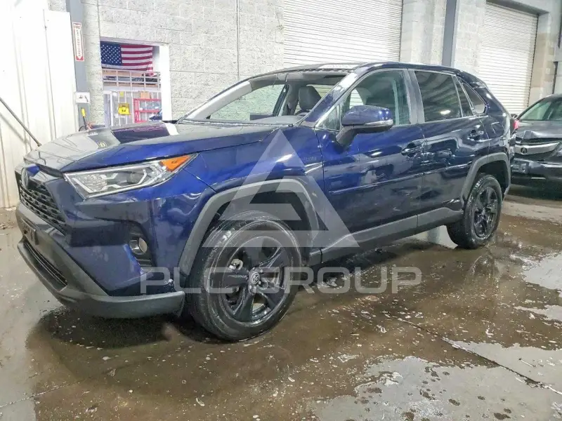 2021 Toyota RAV4 фото