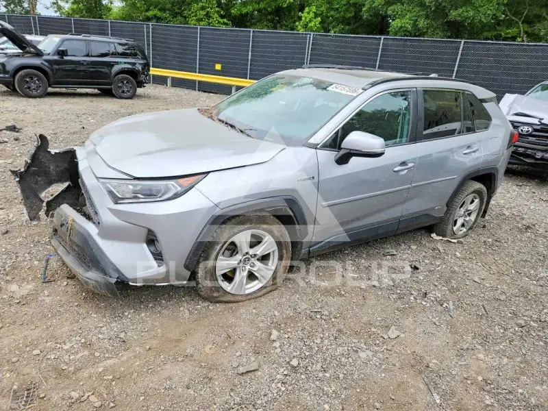 2021 Toyota RAV4 фото