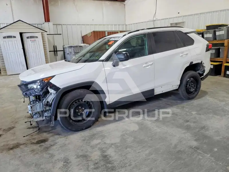 2021 Toyota RAV4 фото