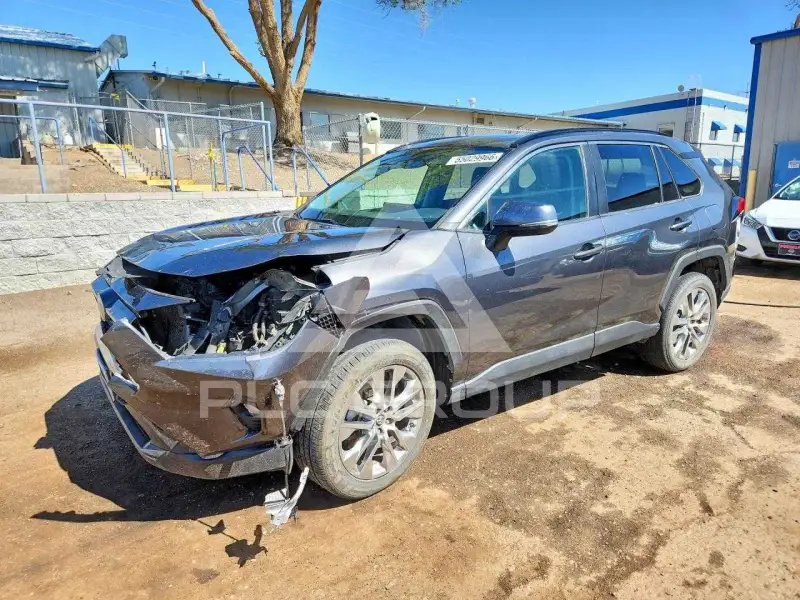 2021 Toyota RAV4 фото