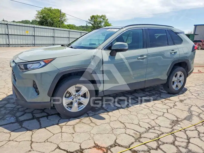 2021 Toyota RAV4 фото