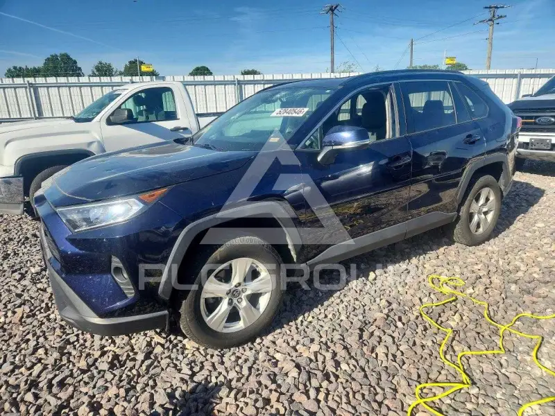 2021 Toyota RAV4 фото