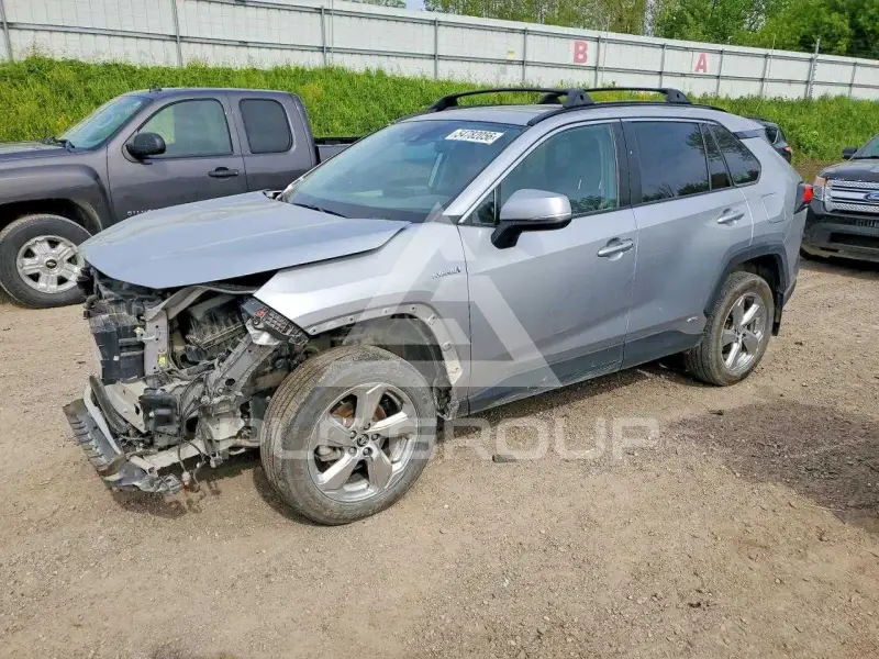 2021 Toyota RAV4 фото