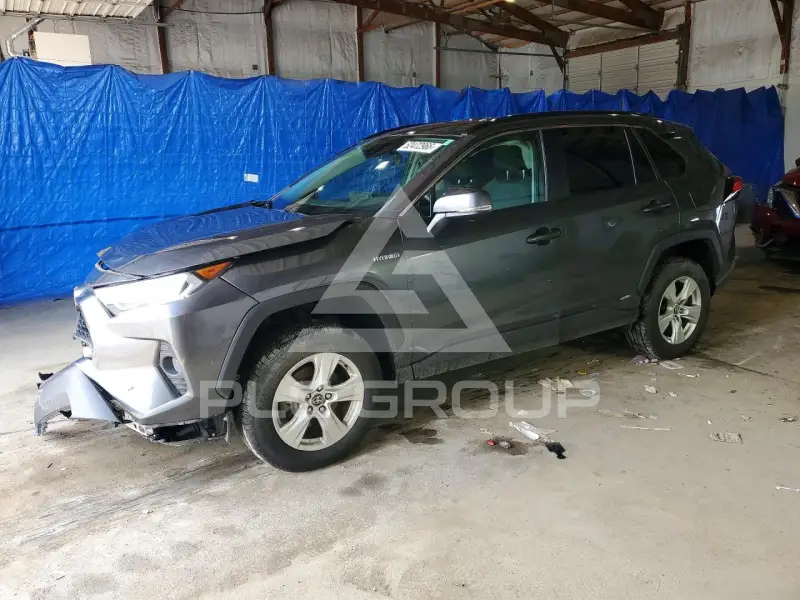 2021 Toyota RAV4 фото