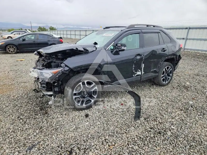 2021 Toyota RAV4 photo