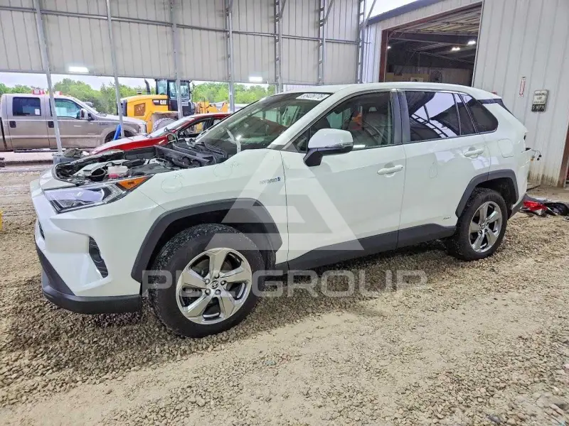 2021 Toyota RAV4 фото