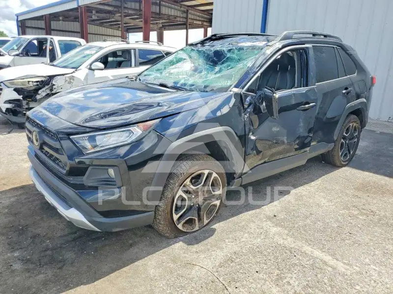 2021 Toyota RAV4 photo