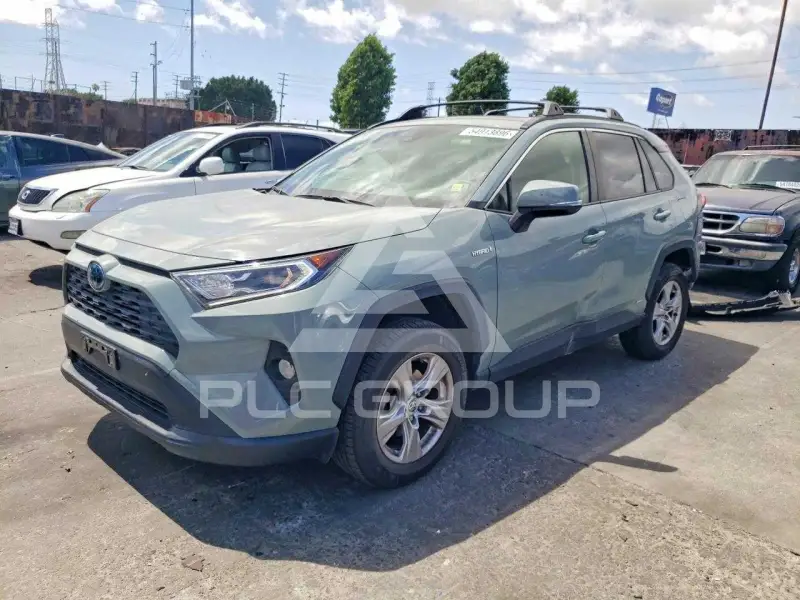 2021 Toyota RAV4 photo