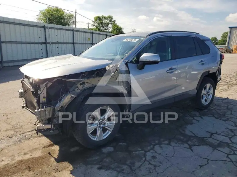 2021 Toyota RAV4 photo