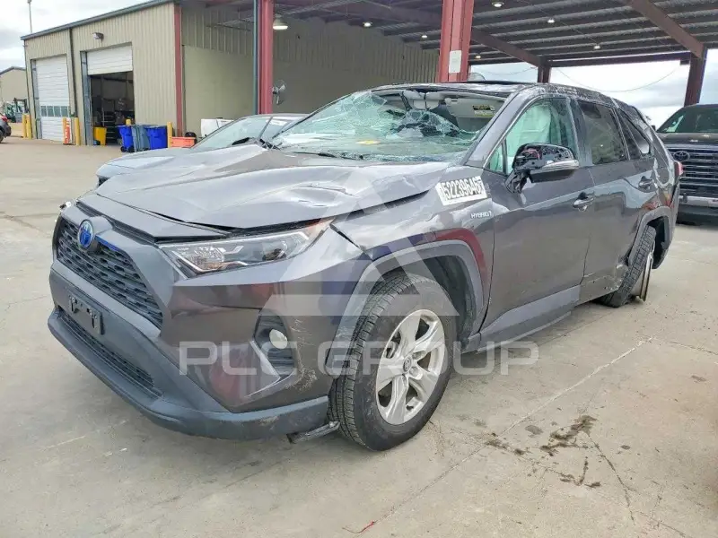 2021 Toyota RAV4 photo
