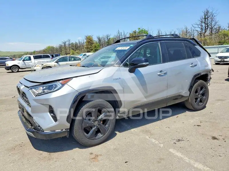 2021 Toyota RAV4 photo