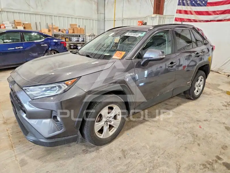 2021 Toyota RAV4 photo