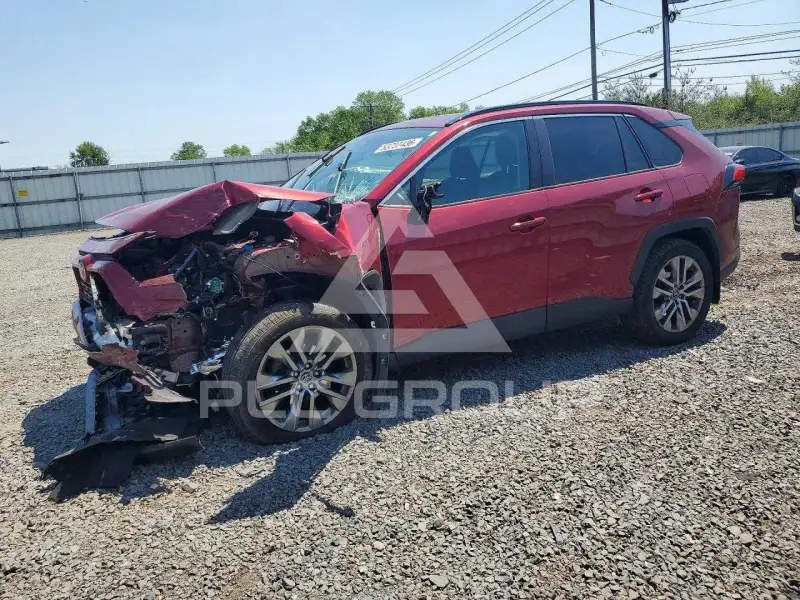 2021 Toyota RAV4 фото