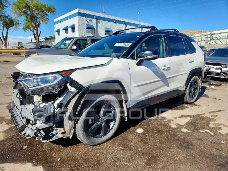 2021 Toyota RAV4 фото