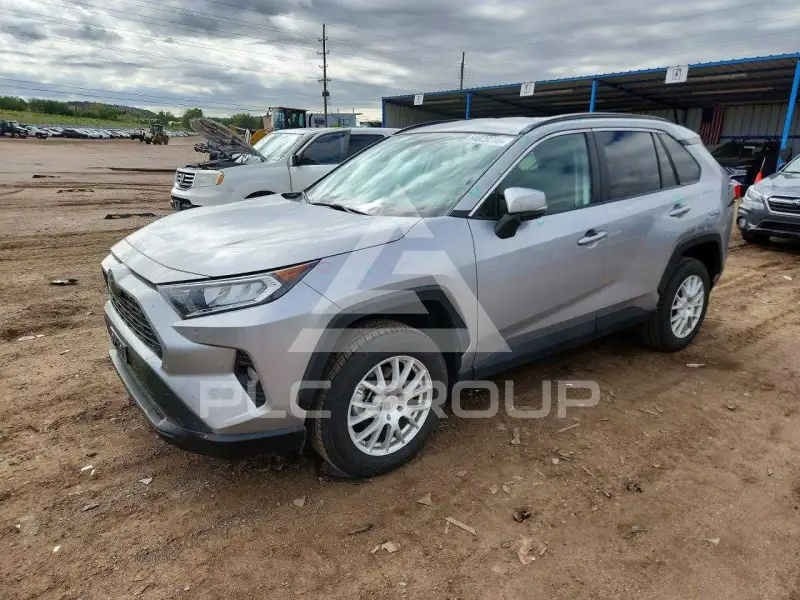 2021 Toyota RAV4 photo