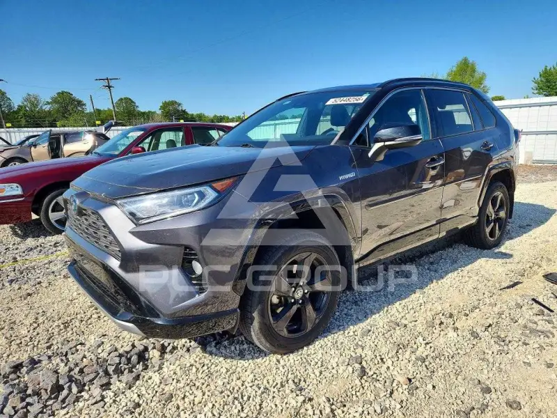 2021 Toyota RAV4 фото