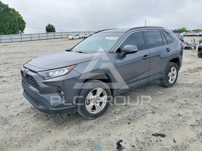 2021 Toyota RAV4 фото