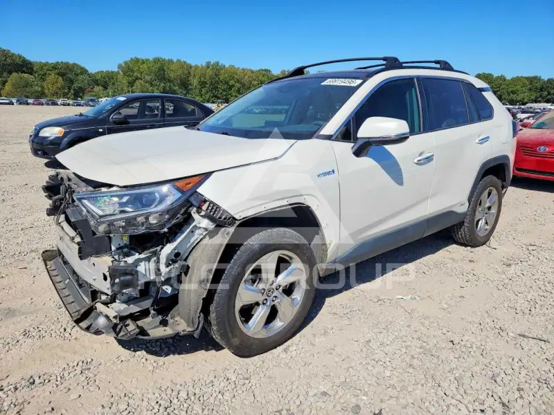 2021 Toyota RAV4 фото