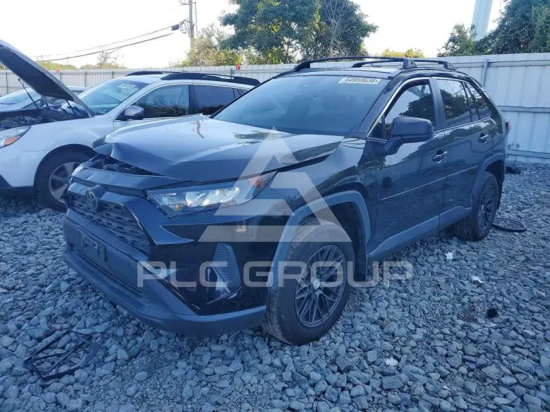 2021 Toyota RAV4 фото