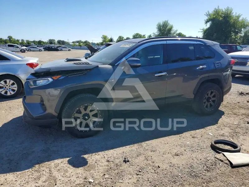 2021 Toyota RAV4 photo