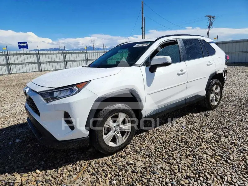 2021 Toyota RAV4 photo