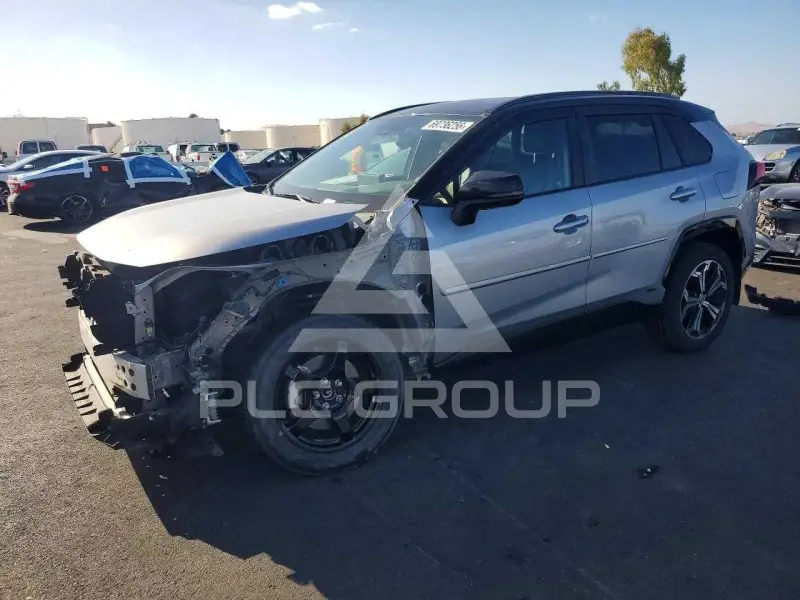 2021 Toyota RAV4 фото