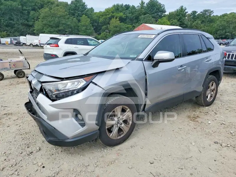 2021 Toyota RAV4 photo