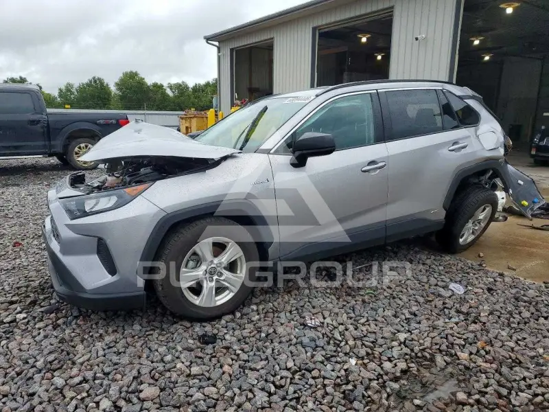 2021 Toyota RAV4 фото