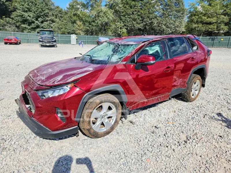 2021 Toyota RAV4 фото