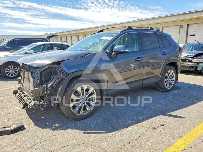 2021 Toyota RAV4 photo