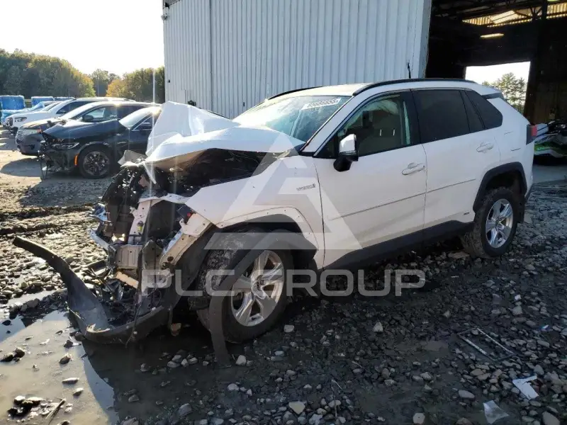 2021 Toyota RAV4 фото