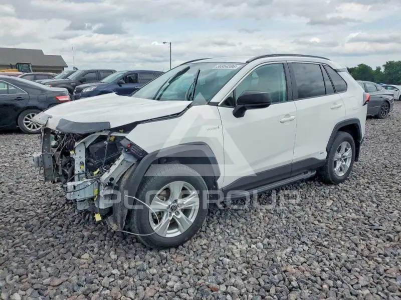 2021 Toyota RAV4 фото