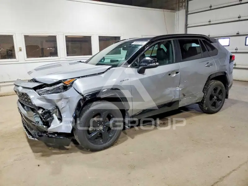 2021 Toyota RAV4 фото