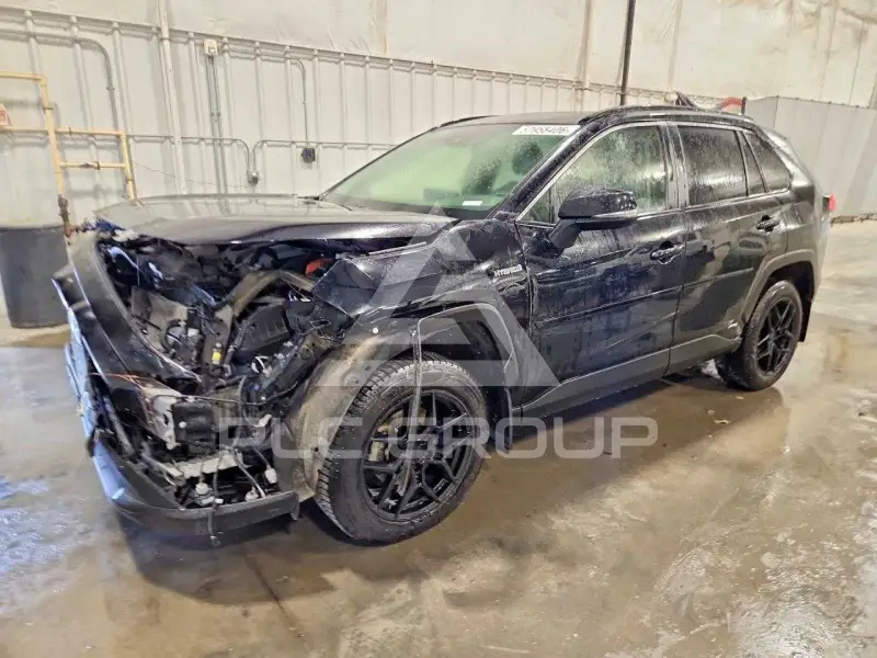 2021 Toyota RAV4 фото