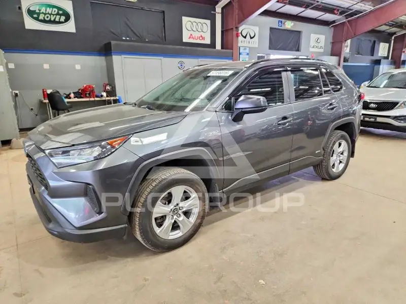 2021 Toyota RAV4 photo