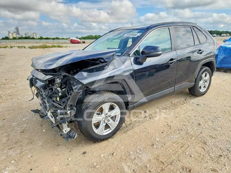 2021 Toyota RAV4 фото
