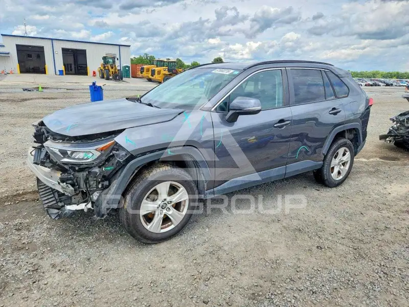 2021 Toyota RAV4 photo