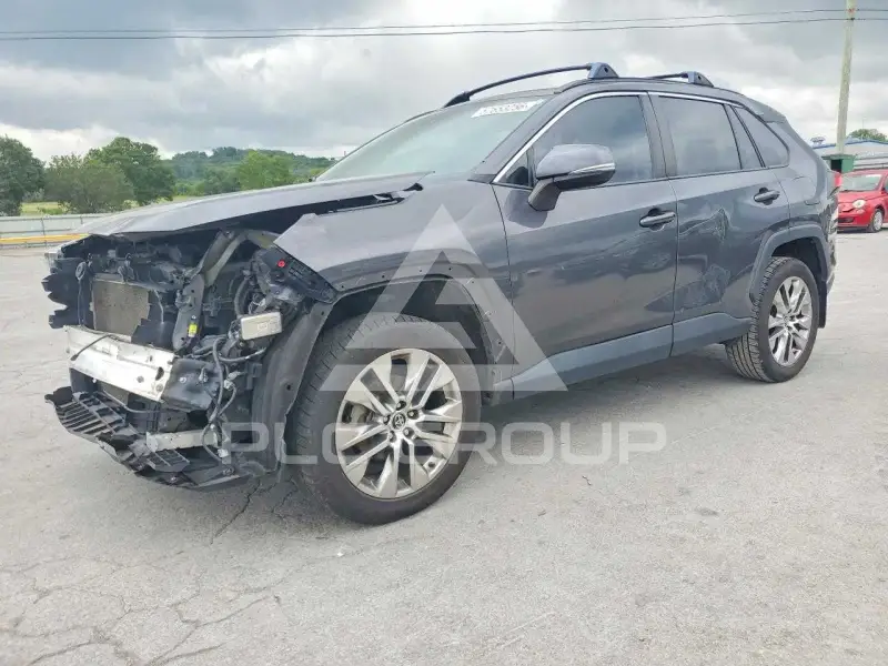 2021 Toyota RAV4 фото