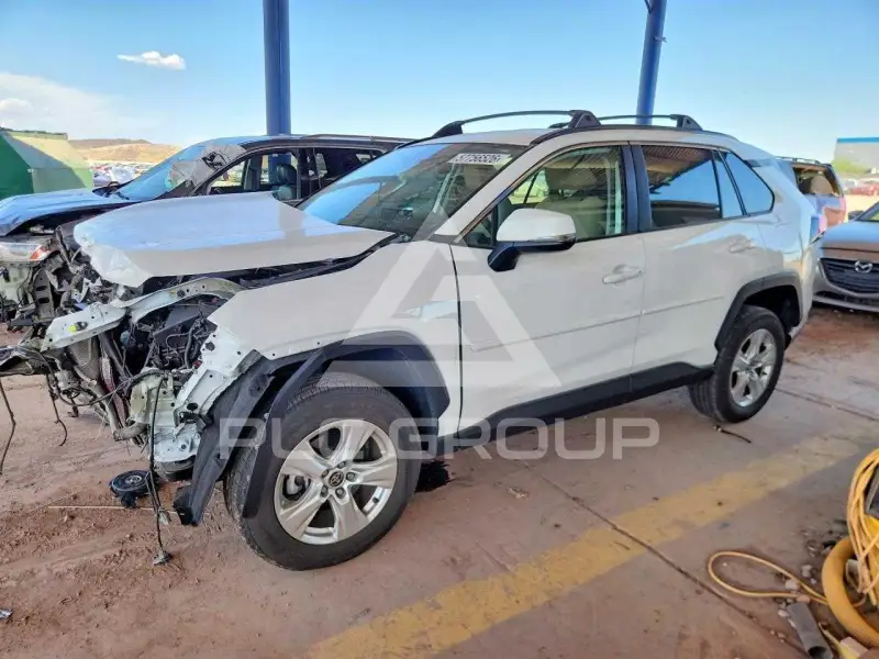 2021 Toyota RAV4 фото