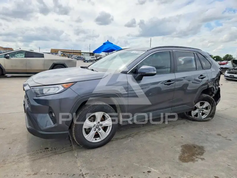 2021 Toyota RAV4 photo