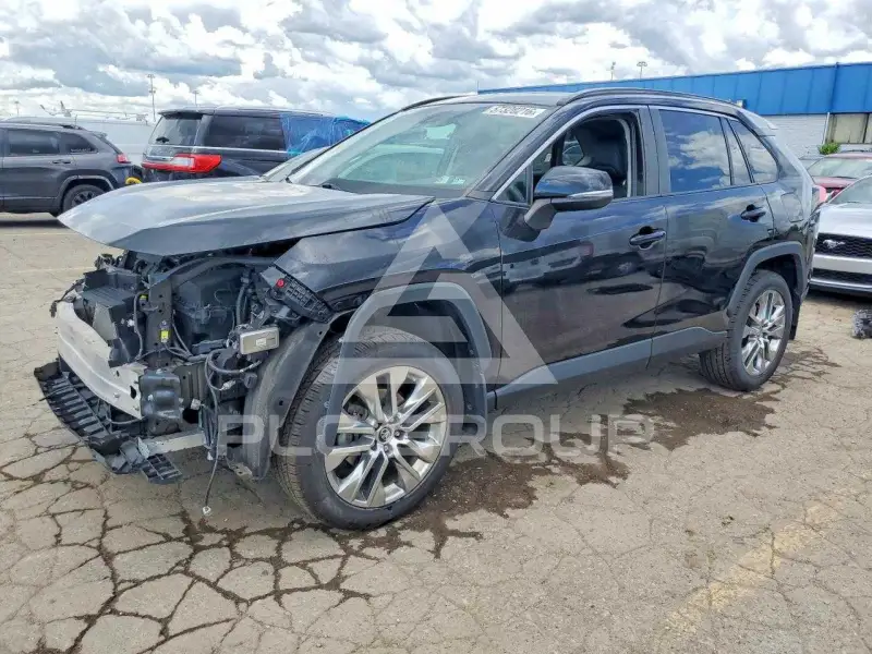 2021 Toyota RAV4 photo